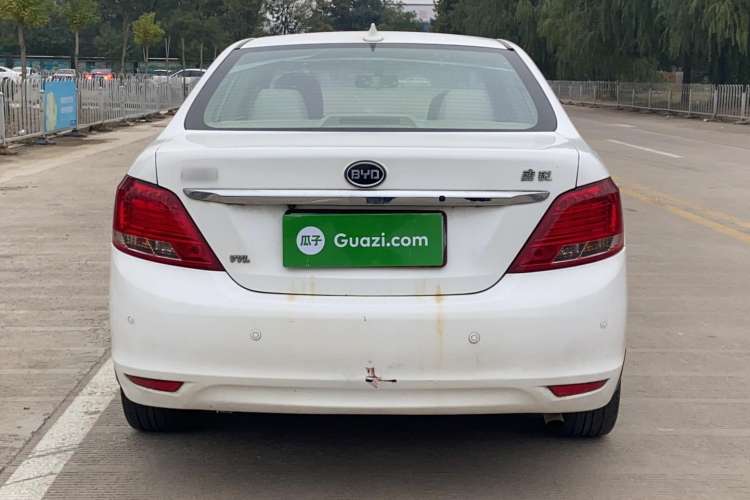 Used BYD Surui 2012 1.5L Manual Luxury Version Rear