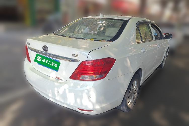 Used BYD Surui 2012 1.5TID Automatic Luxury Version Rear Right 45 Deg