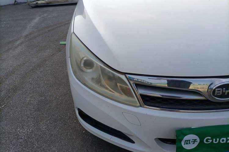 Used BYD Surui 2012 1.5L Manual Luxury Version Right Front Headlight