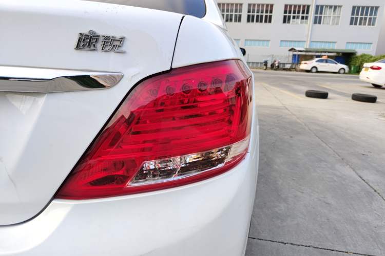 Used BYD Surui 2012 1.5L Manual Luxury Version Right Rear Taillight