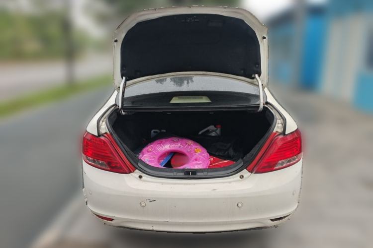 Used BYD Surui 2012 1.5L Manual Luxury Version Trunk