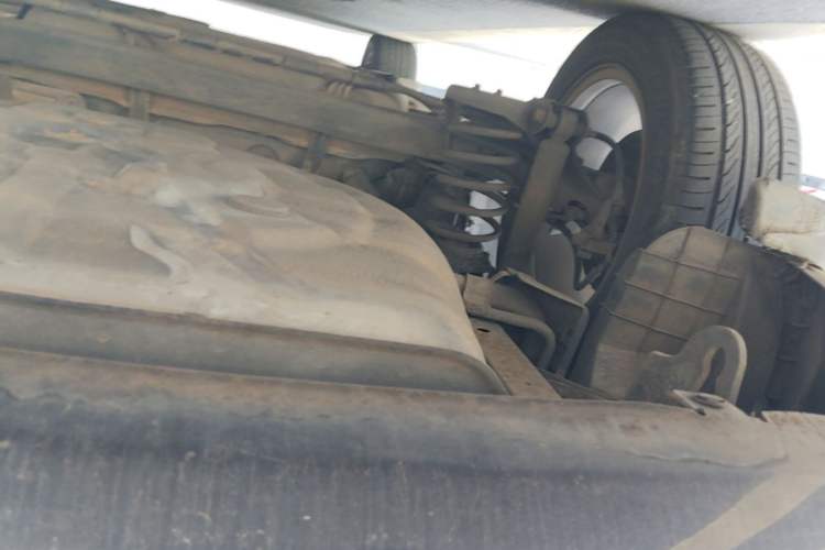 Used BYD Surui 2013 1.5L Manual Luxury Model Chassis Rear Left