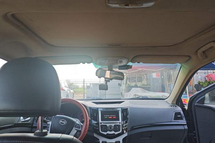 Used BYD Surui 2013 1.5L Manual Luxury Model Headliner