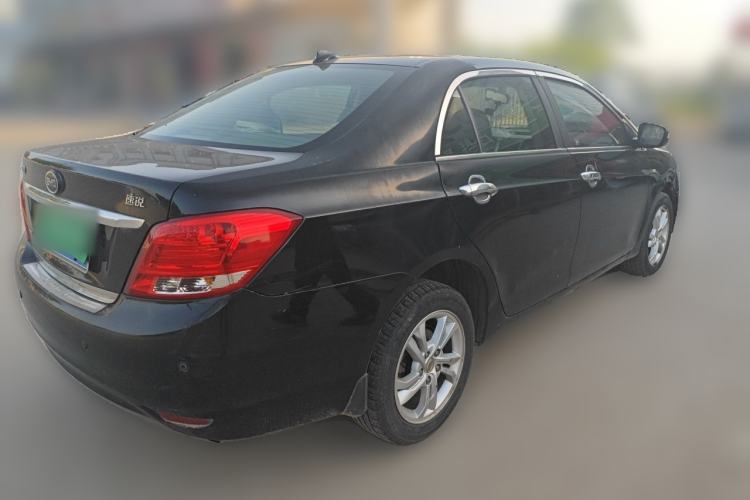 Used BYD Surui 2013 1.5L Manual Luxury Model Rear Right 45 Deg