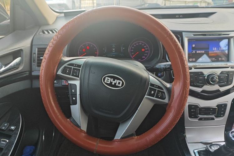 Used BYD Surui 2013 1.5L Manual Luxury Model Steering Wheel