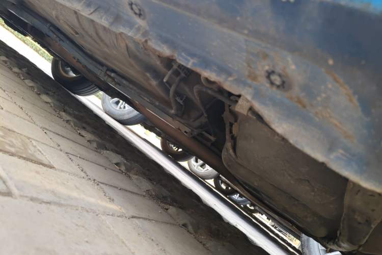 Used BYD Surui 2013 1.5L Manual Luxury Model Chassis Rear Left