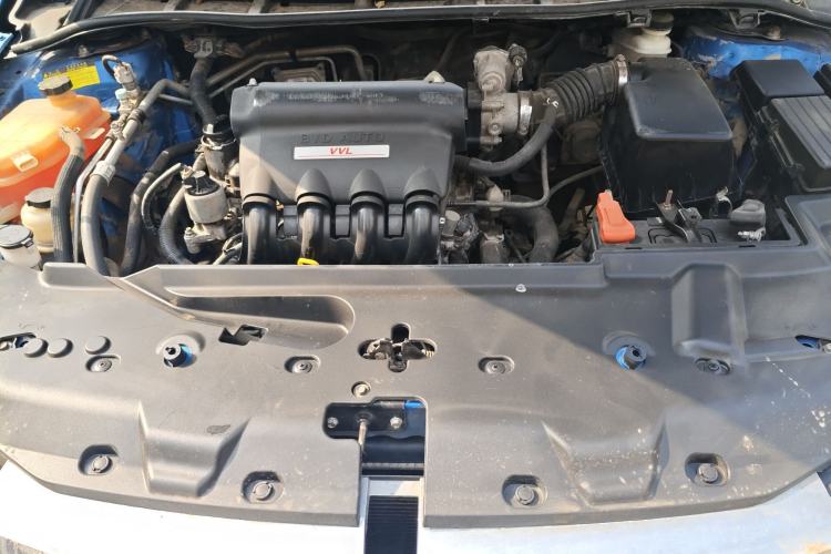 Used BYD Surui 2013 1.5L Manual Luxury Model Engine Bay