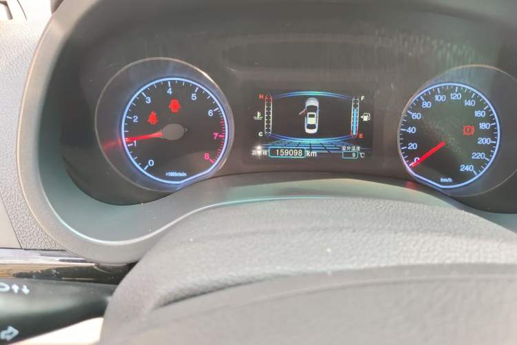 Used BYD Surui 2013 1.5L Manual Luxury Model Odometer Close Up