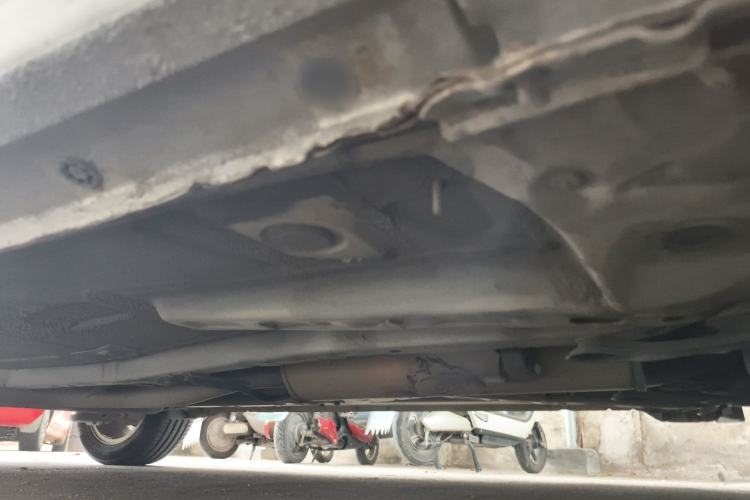 Used BYD Surui 2013 1.5TI Manual Luxury Model Chassis Front Right