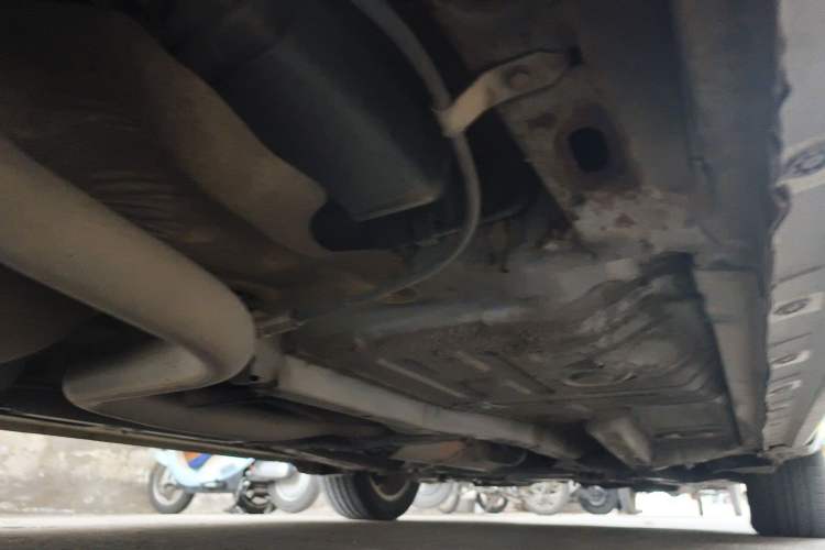 Used BYD Surui 2013 1.5TI Manual Luxury Model Chassis Rear Right