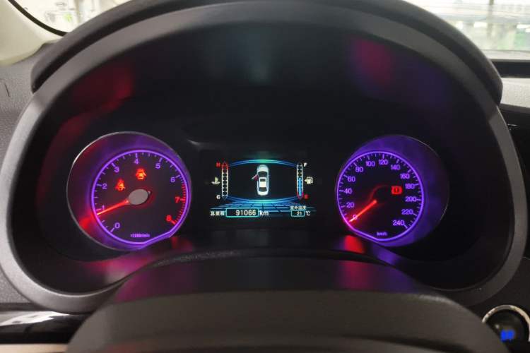 Used BYD Surui 2013 1.5TI Manual Luxury Model Instrument Cluster