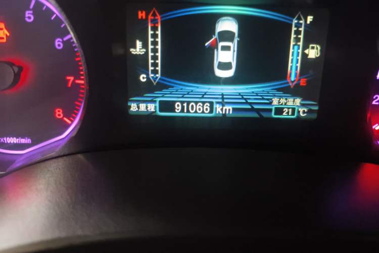 Used BYD Surui 2013 1.5TI Manual Luxury Model Odometer Close Up