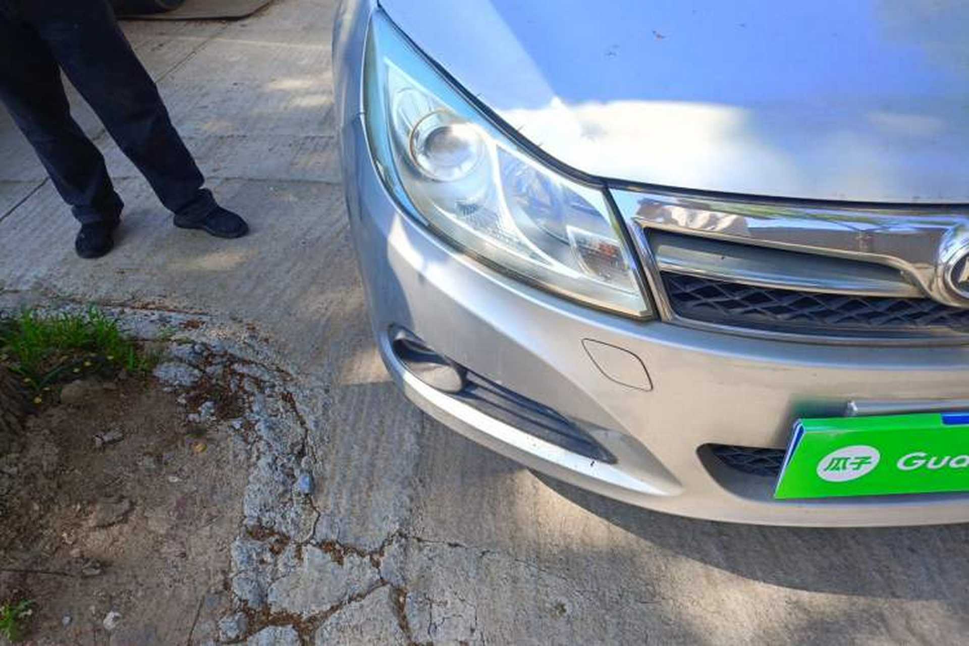 Used BYD Surui 2013 1.5TI Manual Luxury Model Right Front Headlight