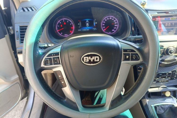 Used BYD Surui 2013 1.5TI Manual Luxury Model Steering Wheel