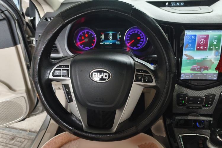 Used BYD Surui 2013 1.5TI Manual Luxury Model Steering Wheel