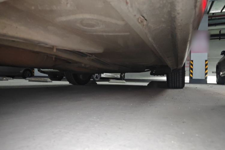 Used BYD Surui 2013 1.5TI Manual Luxury Model Chassis Front Left