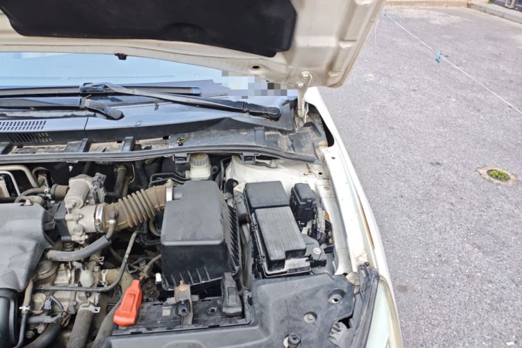 Used BYD Surui 2013 1.5L Manual Luxury Model Engine Bay Left