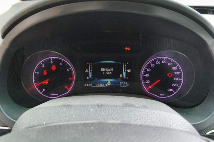 Used BYD Surui 2013 1.5TI Manual Luxury Model Instrument Cluster