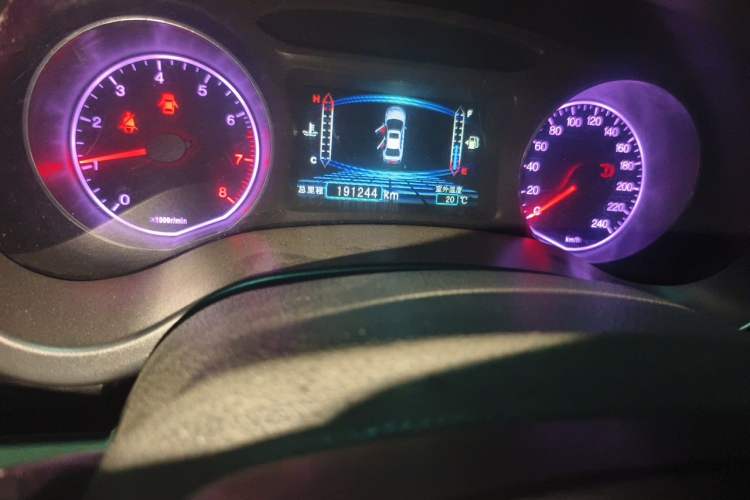 Used BYD Surui 2013 1.5L Manual Luxury Model Odometer Close Up