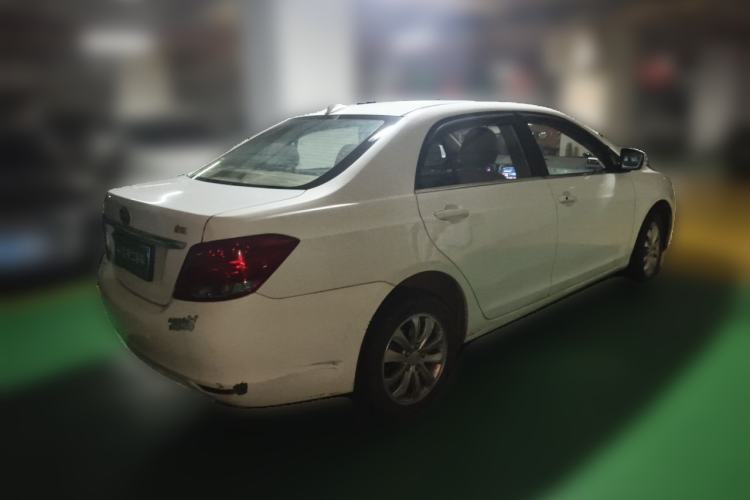 Used BYD Surui 2013 1.5L Manual Luxury Model Rear Right 45 Deg