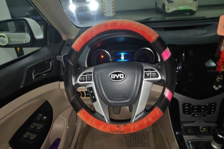 Used BYD Surui 2013 1.5TI Manual Luxury Model Steering Wheel