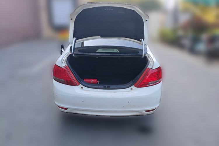 Used BYD Surui 2013 1.5L Manual Luxury Model Trunk