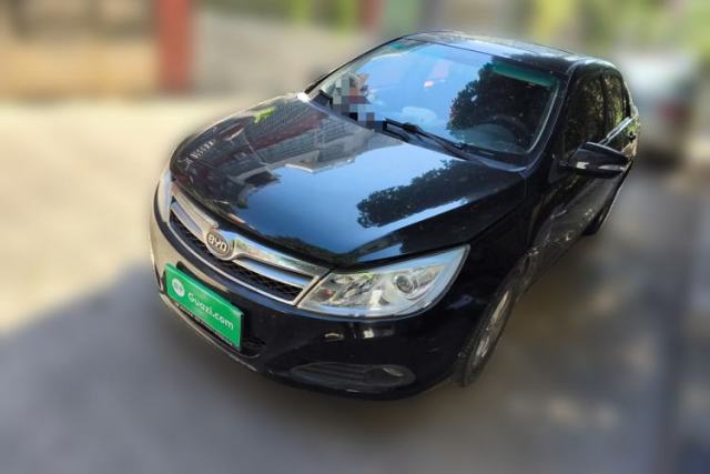 BYD Surui 2014 1.5L Manual Luxury Model de segunda mano