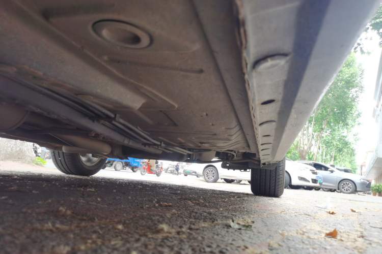 Used BYD Surui 2014 1.5L Manual Comfort Model Chassis Front Left