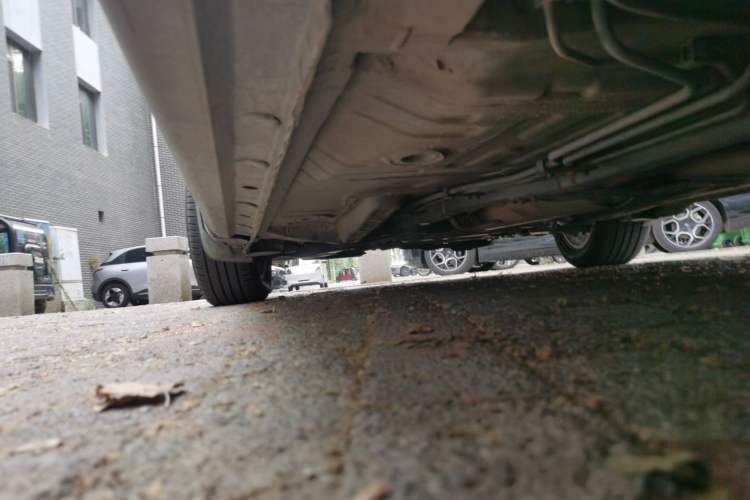 Used BYD Surui 2014 1.5L Manual Comfort Model Chassis Rear Left