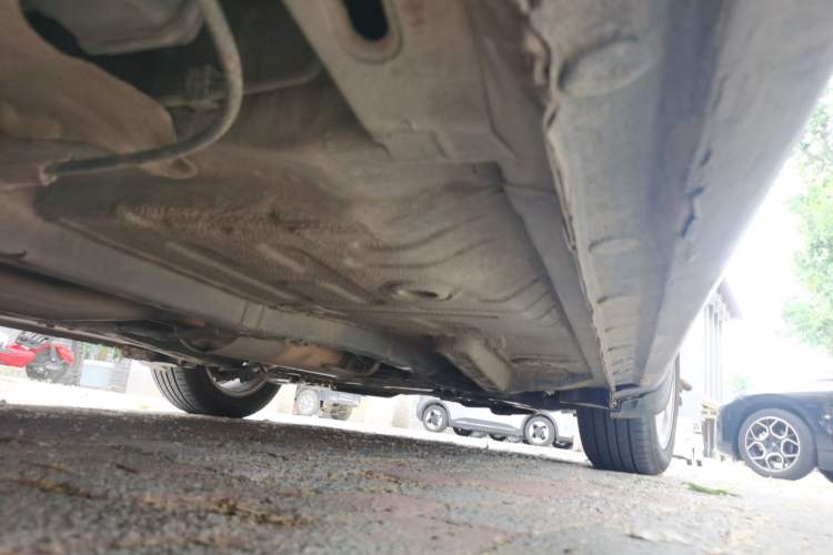 Used BYD Surui 2014 1.5L Manual Comfort Model Chassis Rear Right