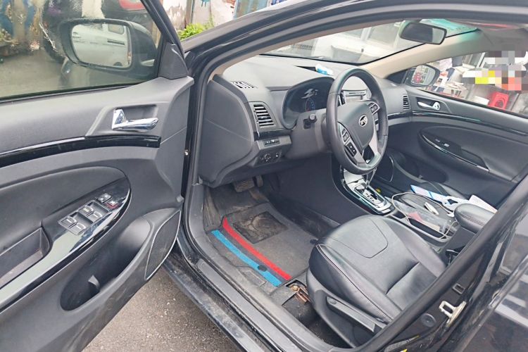 Used BYD Surui 2014 1.5TID Automatic Luxury Model Driver Seat