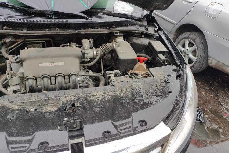 Used BYD Surui 2014 1.5L Manual Luxury Model Engine Bay Left