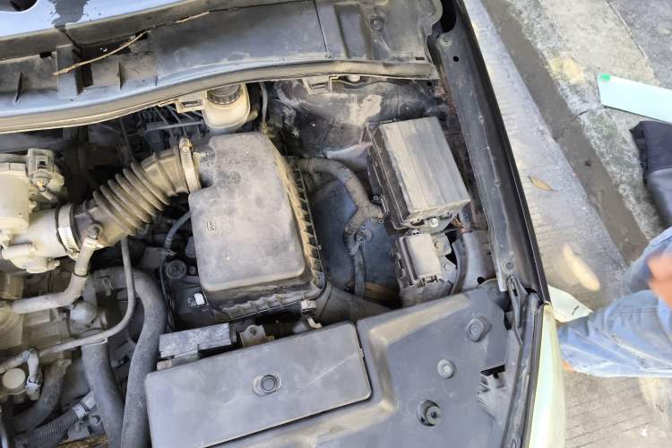 Used BYD Surui 2014 1.5L Manual Luxury Model Engine Bay Left