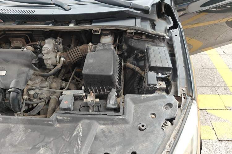 Used BYD Surui 2014 1.5L Manual Comfort Model Engine Bay Left