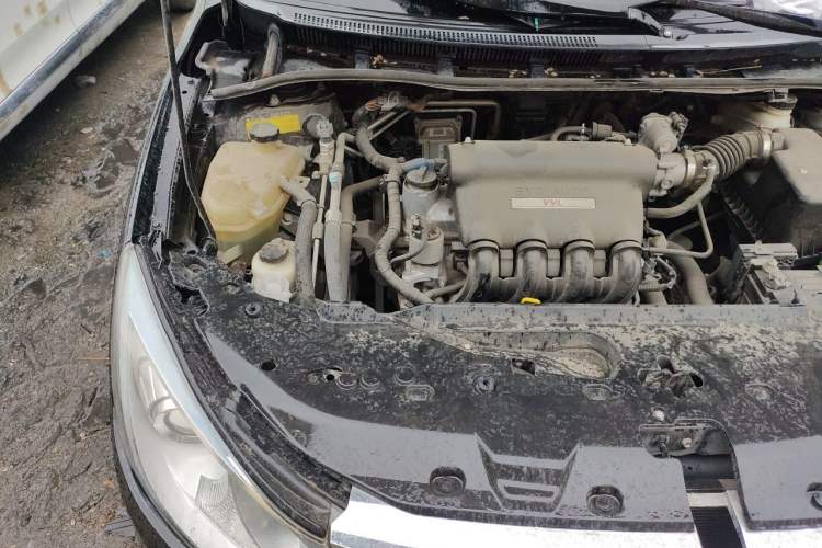 Used BYD Surui 2014 1.5L Manual Luxury Model Engine Bay Right
