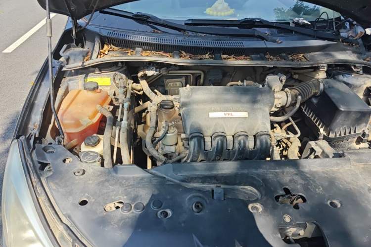 Used BYD Surui 2014 1.5L Manual Luxury Model Engine Bay Right
