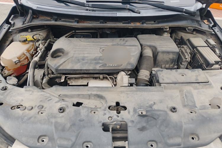 Used BYD Surui 2014 1.5TID Automatic Luxury Model Engine Bay