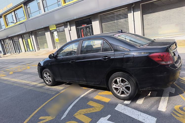 Used BYD Surui 2014 1.5L Manual Luxury Model Exterior 5
