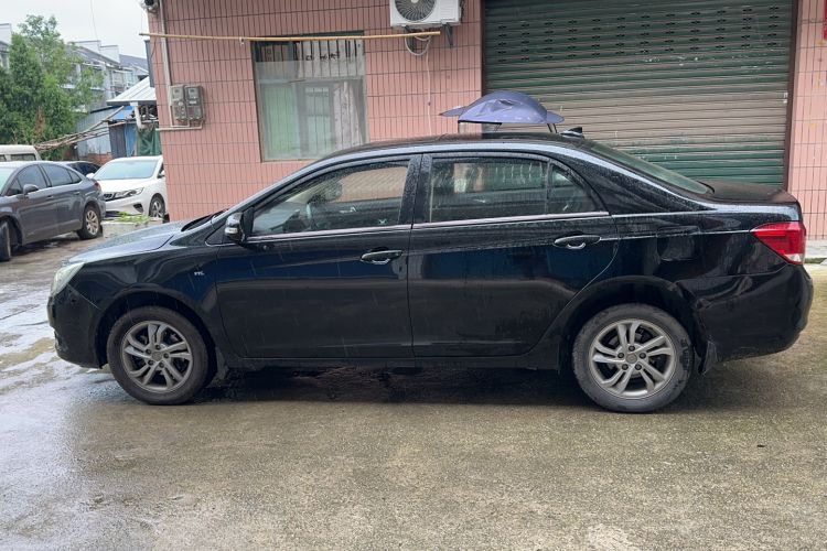 Used BYD Surui 2014 1.5L Manual Luxury Model Exterior 5