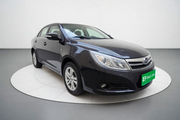 Used BYD Surui 2014 1.5L Manual Luxury Model Front Right 45 Deg