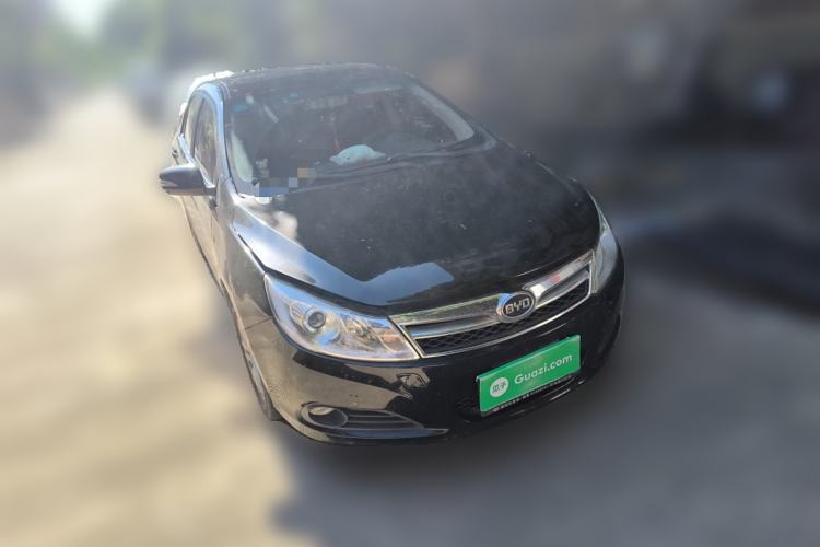 Used BYD Surui 2014 1.5L Manual Luxury Model Front Right 45 Deg
