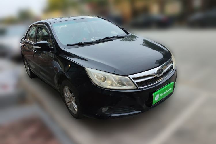 Used BYD Surui 2014 1.5L Manual Luxury Model Front Right 45 Deg