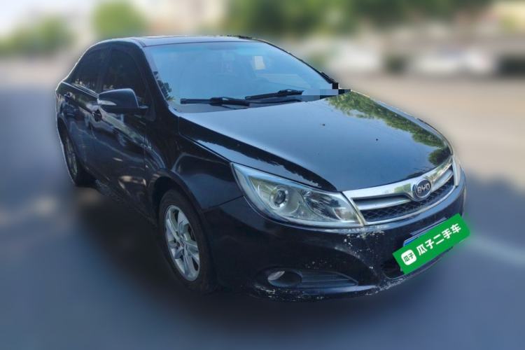 Used BYD Surui 2014 1.5L Manual Luxury Model Front Right 45 Deg