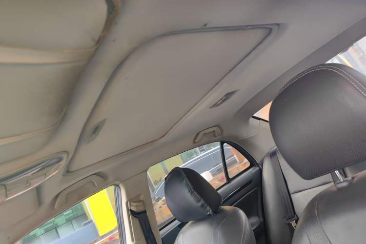 Used BYD Surui 2014 1.5L Manual Luxury Model Headliner