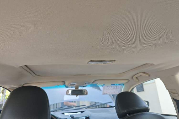 Used BYD Surui 2014 1.5L Manual Luxury Model Headliner