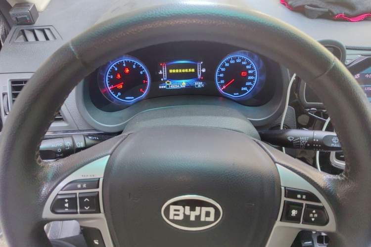 Used BYD Surui 2014 1.5L Manual Luxury Model Instrument Cluster