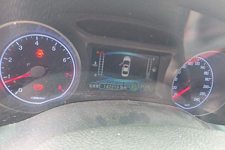 Used BYD Surui 2014 1.5TID Automatic Luxury Model Instrument Cluster