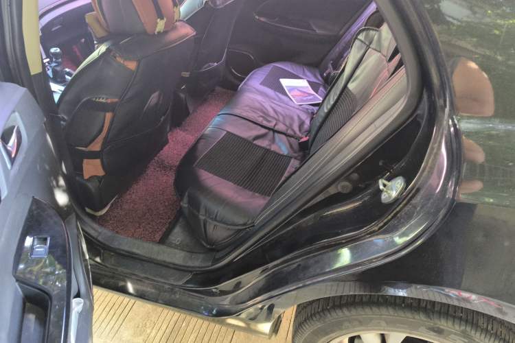 Used BYD Surui 2014 1.5L Manual Luxury Model Left Rear Seat