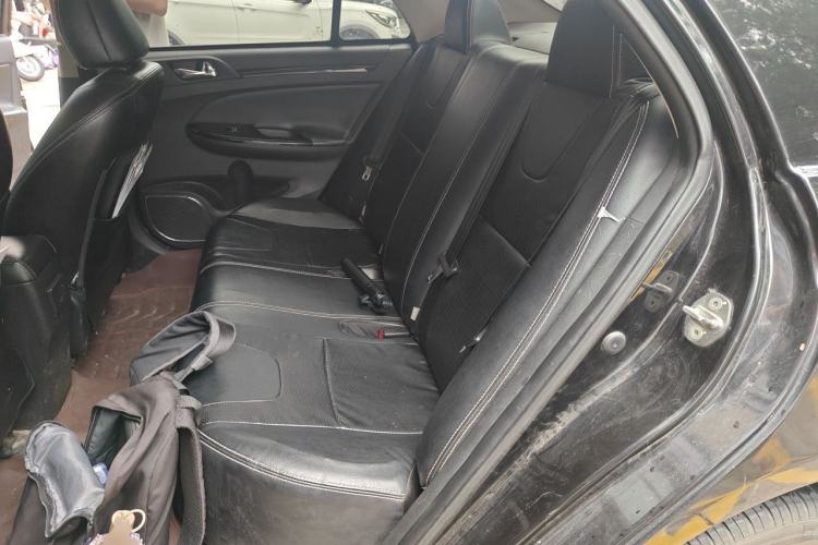 Used BYD Surui 2014 1.5L Manual Comfort Model Left Rear Seat