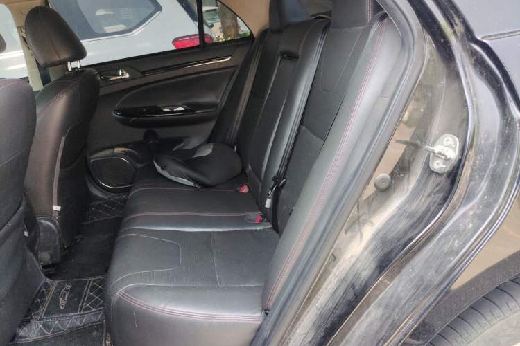 Used BYD Surui 2014 1.5L Manual Luxury Model Left Rear Seat